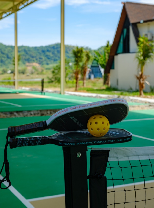 Covered pickleball courts at Padé