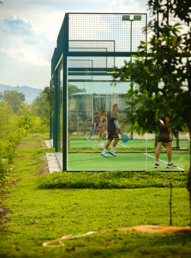 Padel court at Padé