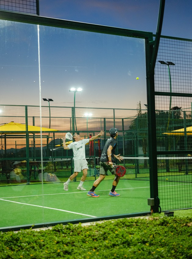Padel court at Padé
